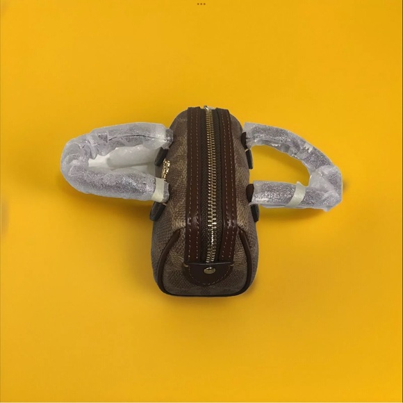 Coach Rowan MINI BAG CHARM Signature Canvas - Picture 3 of 7